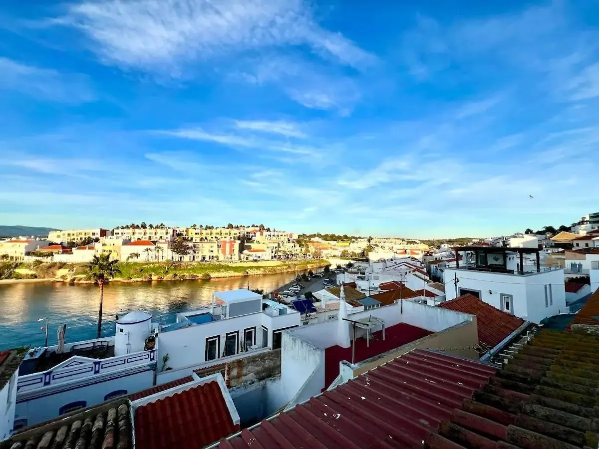 Coracao De Ferragudo location